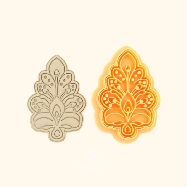 Hatayi Sorguç polymer clay cutter showing full plume composition with wing forms and berry clusters