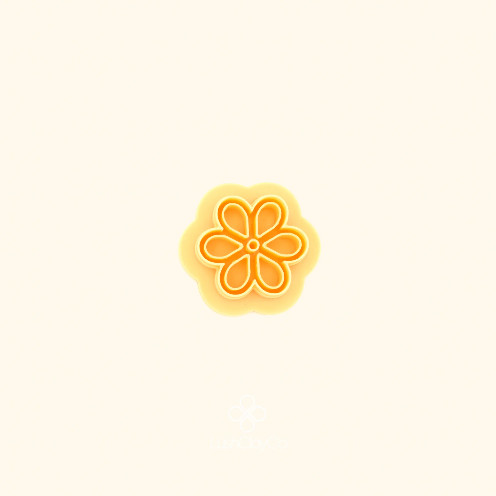 Altı Penç polymer clay cutter showing six-petal rosette with individual inner contour lines and soft scalloped outer edge