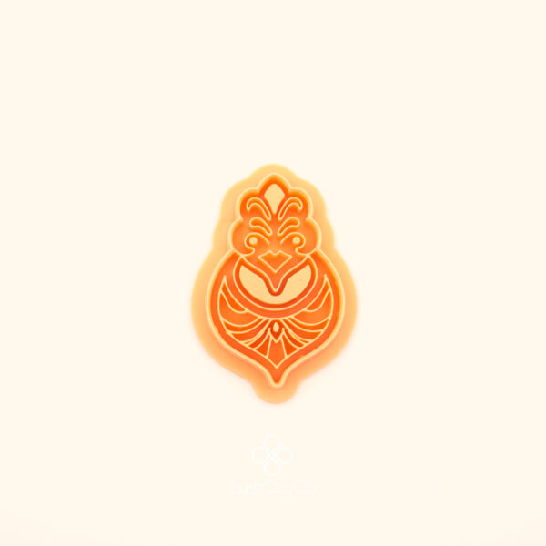 Pervane Clay Cutter Pervane hatayi polymer clay cutter showing teardrop outer form with three part crown, curved wing detail and radiating fan palmet at base